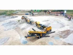 Mobile Tracked Jaw Crusher with Vibrating Screen Stone Crushing Plant - Image 3