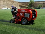 750 kg Synthetic Turf Filling and Brushing Machine - Image 4