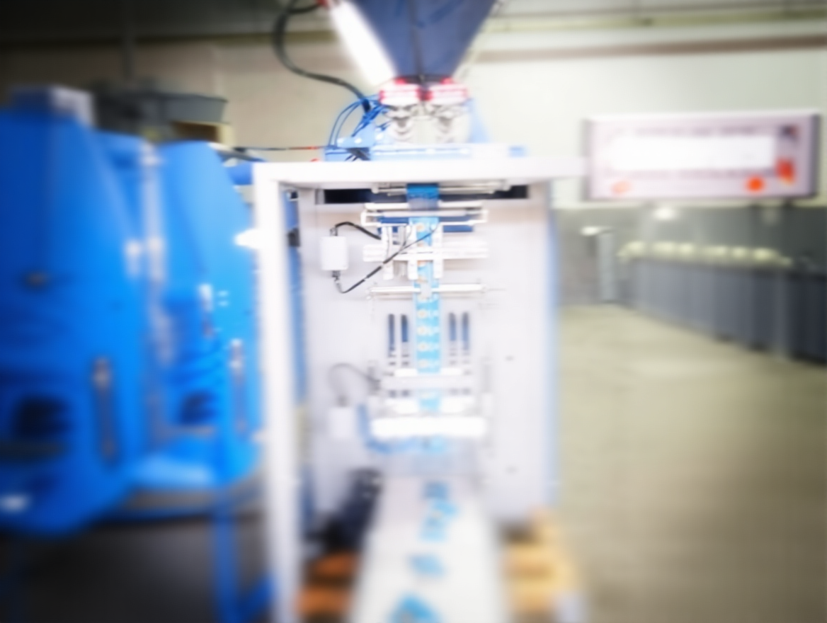 pe291fkv1nrmc0ctns6rxddbp4 Tomato Paste Filling Machine - Image 1