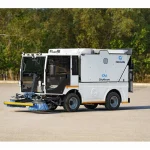 2 m³ and 3 m³ Hydrostatic Compact Road Sweeper