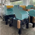 450-600 Kg / Hour Capacity Plastic Crushing Machine