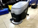 Rent Nilfisk Sc 450 Floor Cleaning Machine Rental - Image 5