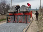 4200 mm Concrete Blocks Curbstone And Paver Machine - Image 4