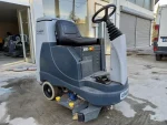 6.03 Km/Hour Rider Floor Cleaning Machine