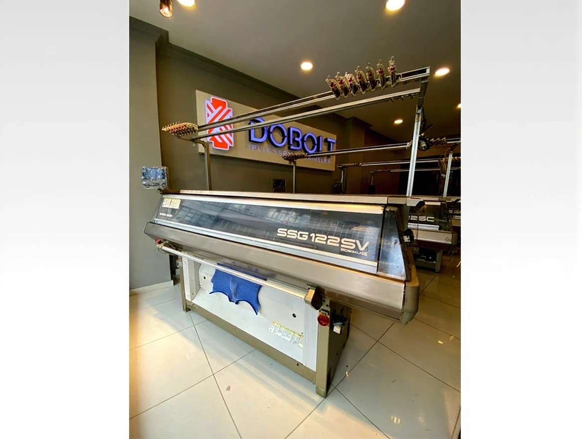 rrxb5n6ec5rmw0cvsx3vp0zjgg 14/12 Multi Gauge Knitting Machine - Image 1