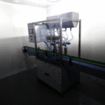 50-500 Ml 8 Nozzle (800-2500 Pieces / Hour) Stainless Automatic Liquid Filling Machine