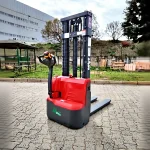 Battery Operated Stacker - 1.5 Ton Xilin 24V, 3 M Lift - In Stock!