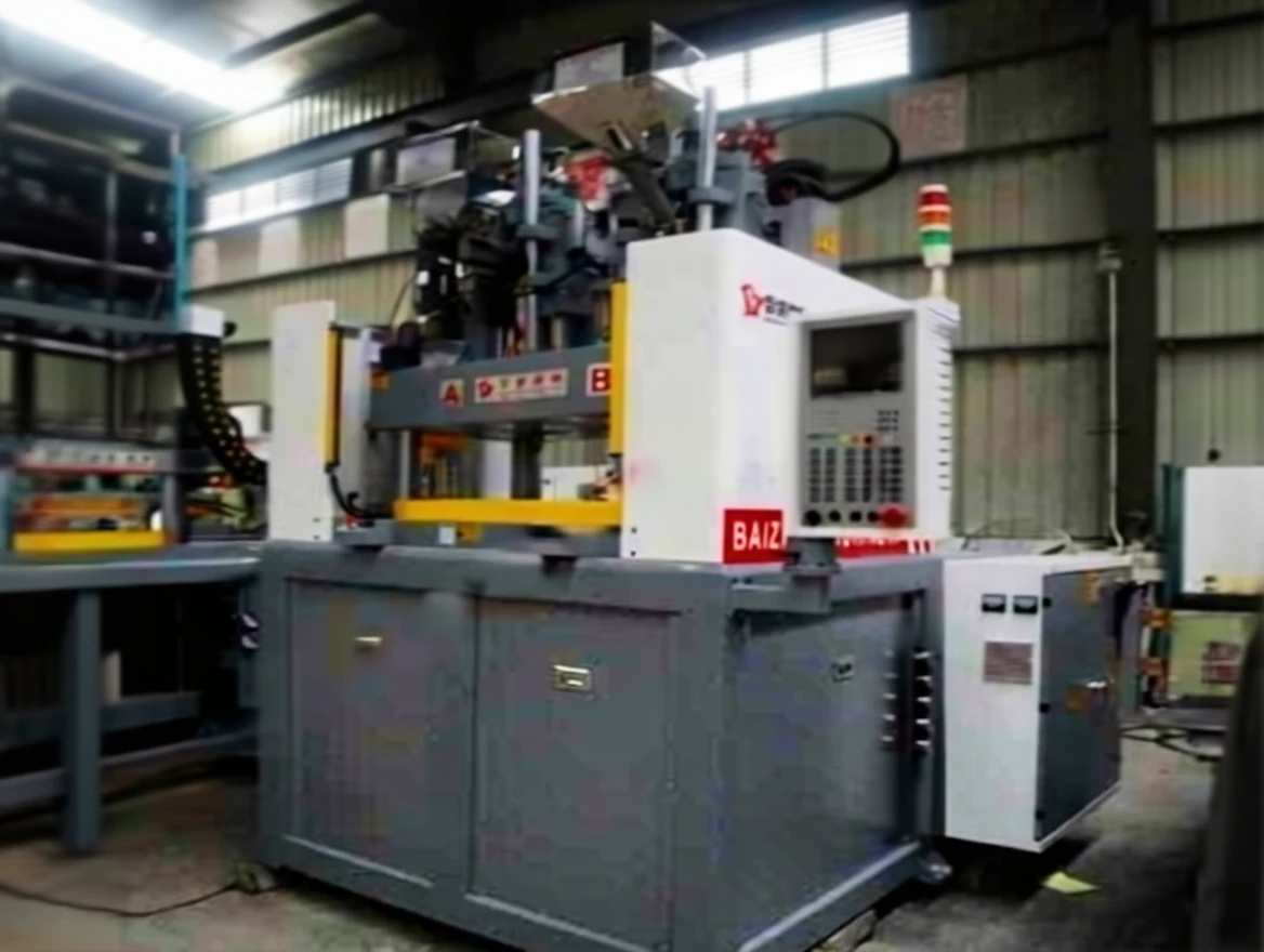 v7hprjwr3srmw0cvmn5a1wdj40 HTW Series Plastic Injection Molding Machine - Image 1