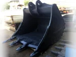 Komatsu PC 700 Excavator Bucket