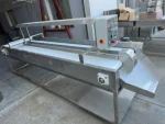 1.5 - 2 Ton / Hour Fruit Vegetable Sorting Conveyor