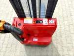 1.5 Ton 24V, 3 Metre Battery-Powered Stacker - Image 6