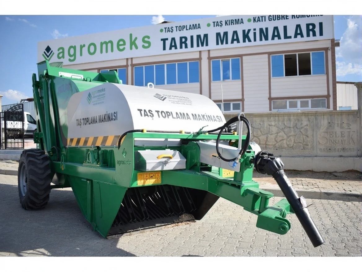 vs43qq4d3hrmt0cvnkj8z0r9cm 140 cm Jaguar Stone Collecting Machine - Image 1