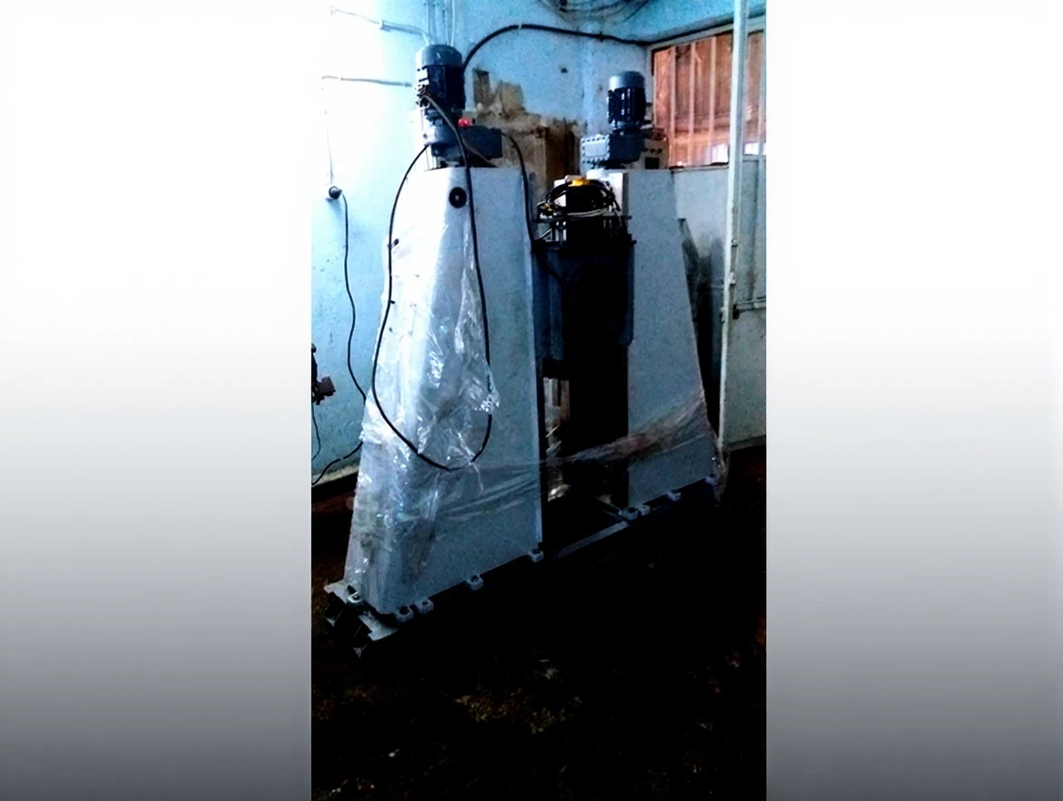 wsdc4pakjdrmw0cvan4a416pp8 BD100 Marble and Granite Block Cutting Machine - Image 1