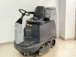 Nilfisk BR 855 Ride-On Floor Cleaning Machine - Image 4