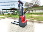 1.5 Ton 24V, 3 Metre Battery-Powered Stacker - Image 5