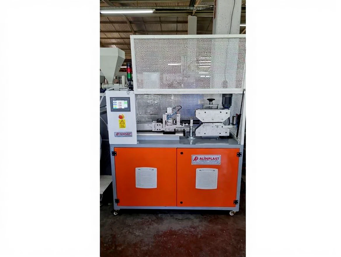 y8das5xk5hrmy0cvmspamm9e20 Medical Hose Automatic Cutting Machine - Image 1