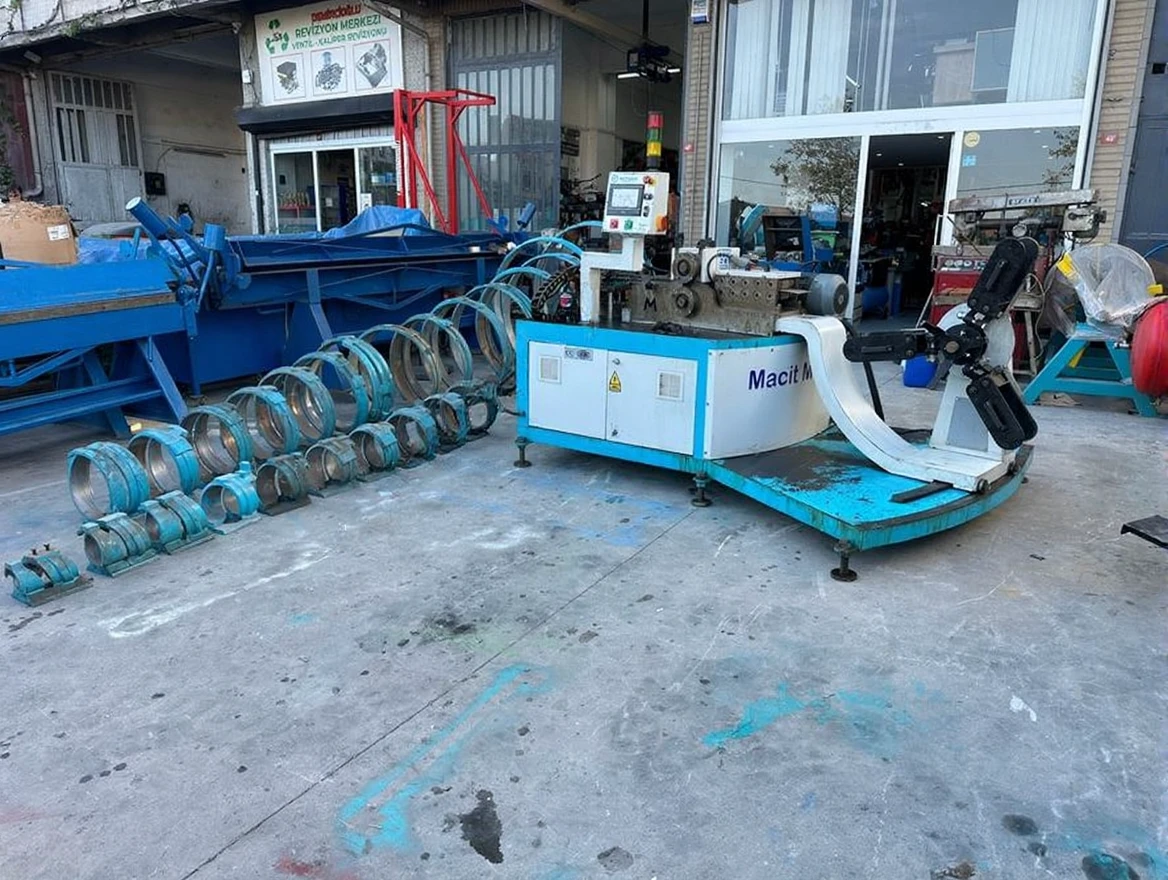 yzedn0yzjnrmt0cvhnztqgys5c Spiro Shaped Round Hair Duct Machine - Image 1